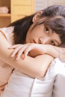 美女黑色真丝图